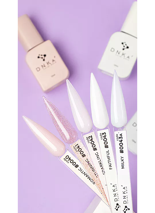 042 DNKA Cover Base Sparkling 12ml
